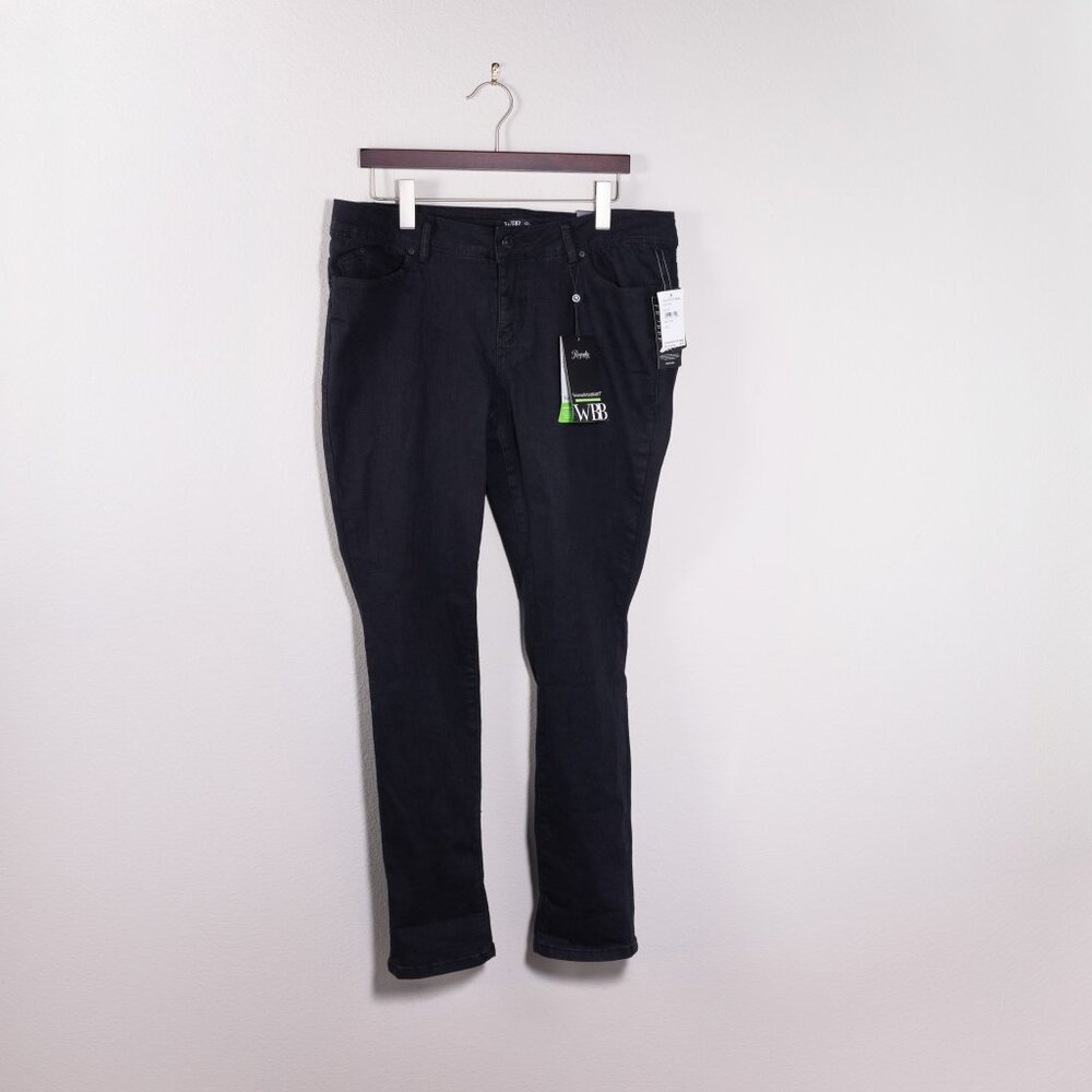 YMI Women's WannaBettaButt midrise Ankle Jeans, Size 16, NWT